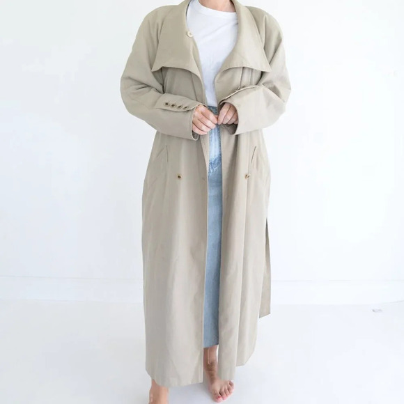 Vintage Laura Winston Beige Pleated Back Long Belted Trench Coat 12 - Picture 2 of 16